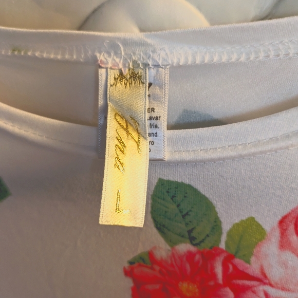 Pretty, Fitted, White & Pink floral SS dress, size S,M,L - Picture 3 of 4